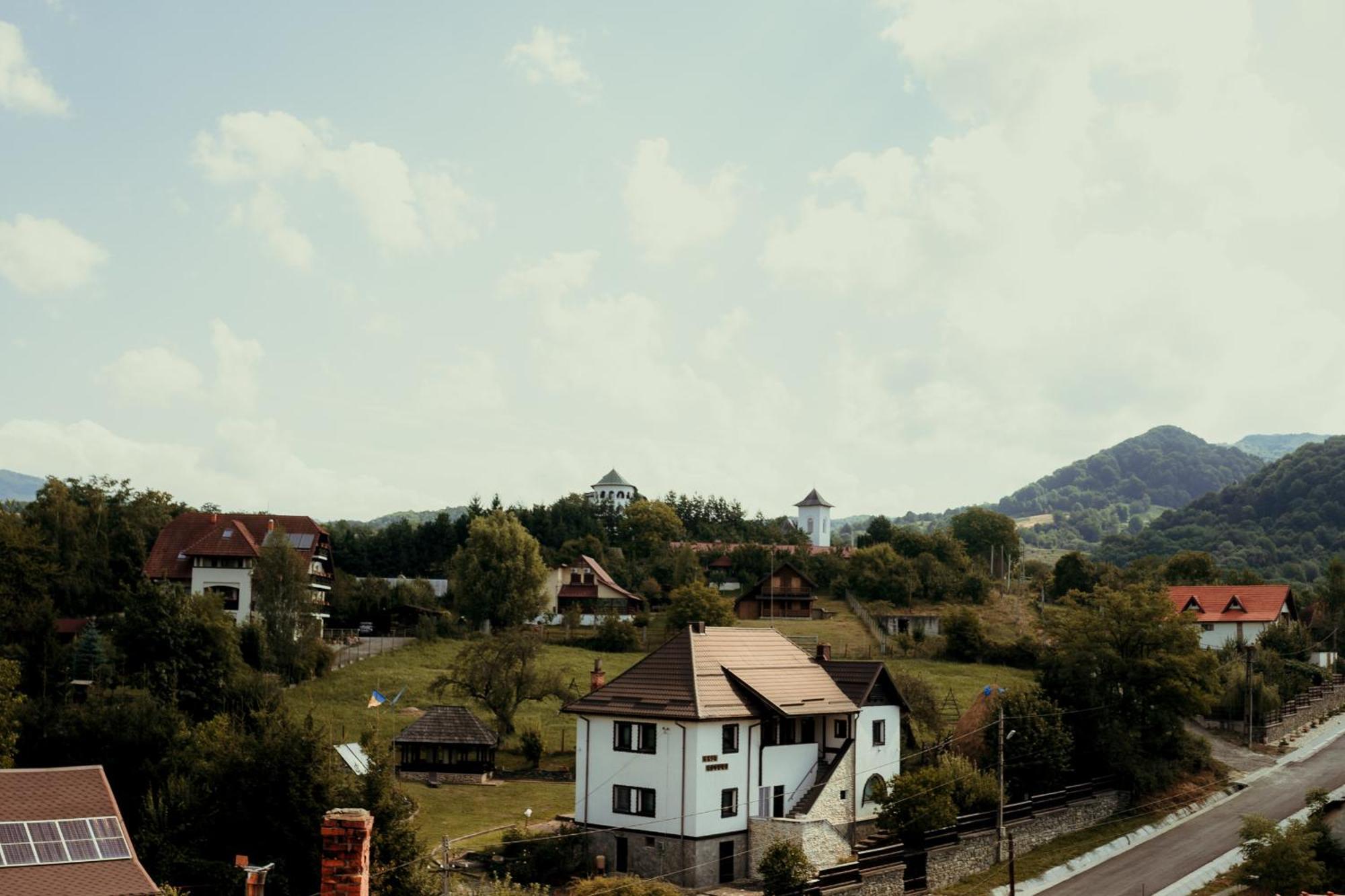 Turnul Maresalului -Casa De Vacanta Cu Panorama 360 In Inima Naturii, Langa Transfagarasan Corbeni Εξωτερικό φωτογραφία