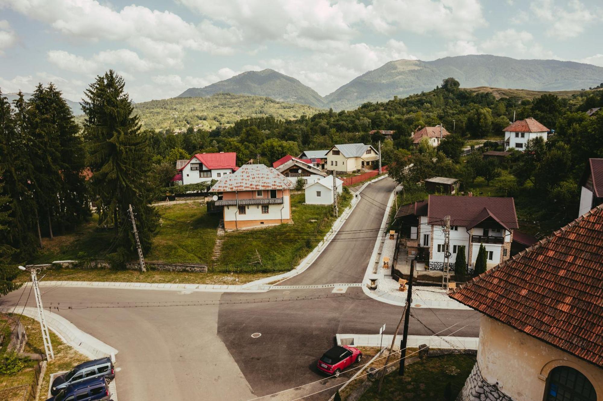 Turnul Maresalului -Casa De Vacanta Cu Panorama 360 In Inima Naturii, Langa Transfagarasan Corbeni Εξωτερικό φωτογραφία