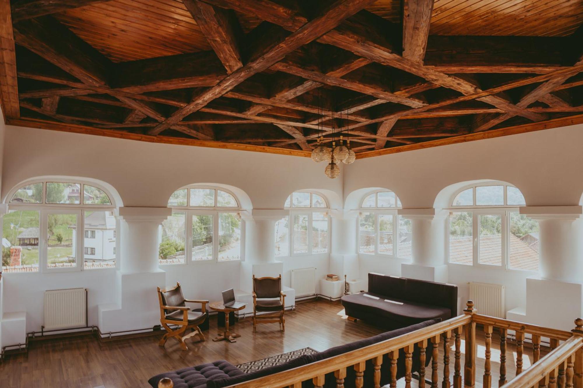 Turnul Maresalului -Casa De Vacanta Cu Panorama 360 In Inima Naturii, Langa Transfagarasan Corbeni Εξωτερικό φωτογραφία